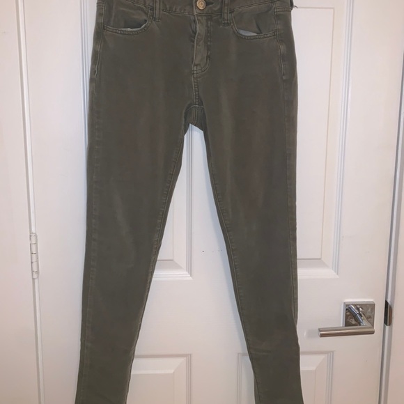 American Eagle Army Green Jeans - Picture 3 of 4